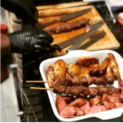 CHURRASCO NA FESTA DE DESPEDIDA DE SOLTEIRO